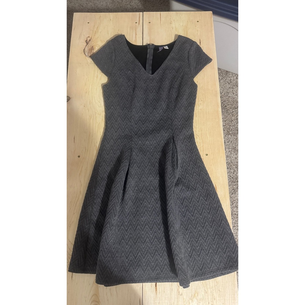 Allya Charcoal Gray Chevron Knit Fit and Flare V-Neck Cap Sleeve Dress 1793f S‎